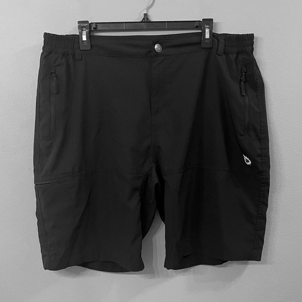 Baleaf black shorts